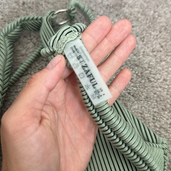 COPY - Zaful bikini set - Picture 2 of 2